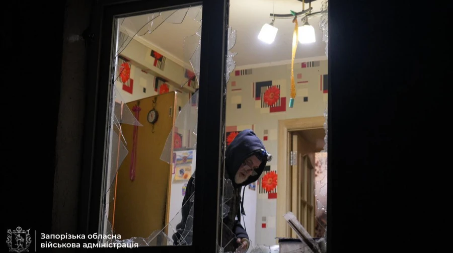 Внаслідок атаки росіян у Запоріжжі повилітали вікна в будинках і дитсадку – ОВА