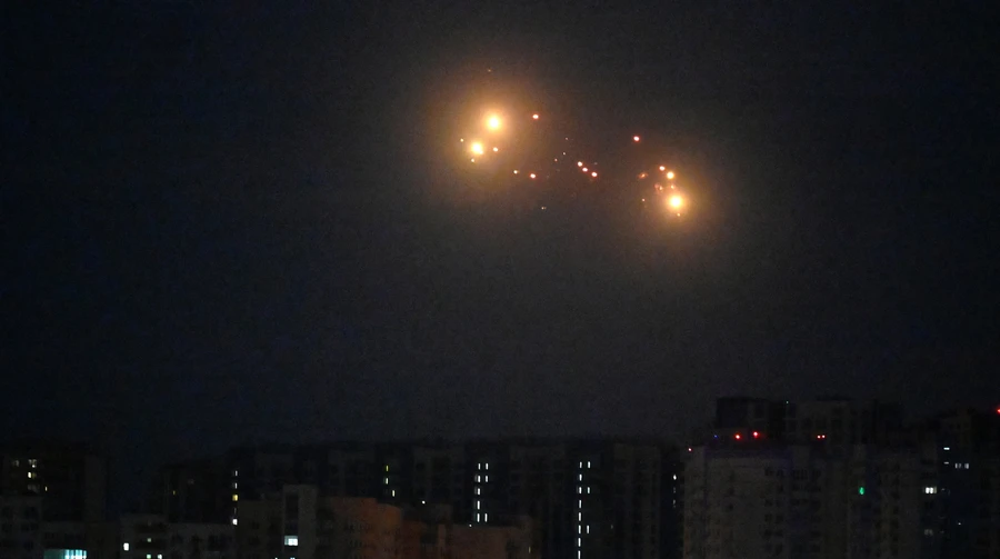 Russia launches ballistic missile attack on Kyiv