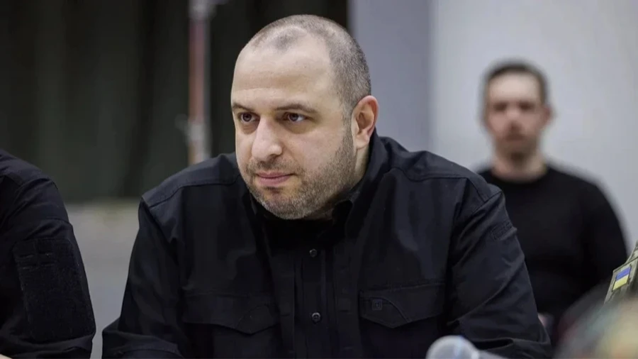 Умеров предупредил партнеров о фальшивых сообщениях от его имени: выведывают информацию о переговорах