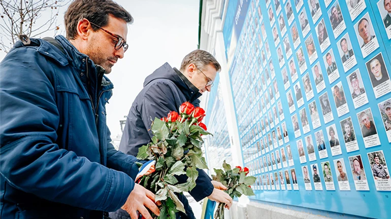 Кулеба обсудил с французским коллегой поставки систем ПВО, ракет и дронов