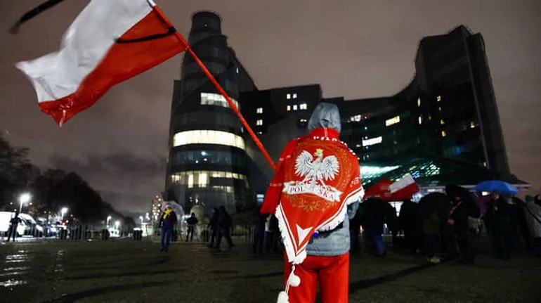 Війна за ЗМІ: як нова влада Польщі бере під контроль державні медіа