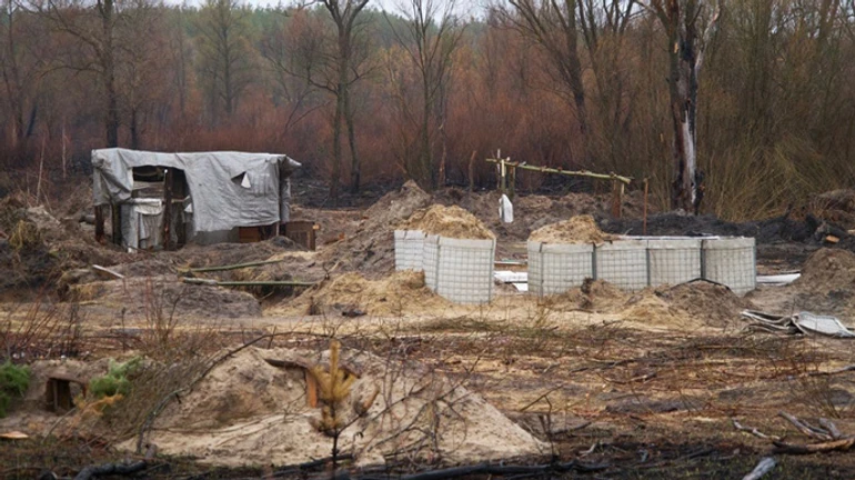 Росіян, які копали траншеї у Рудому лісі, чекає променева хвороба – Енергоатом