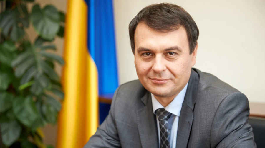 Слуги мають два варіанти вирішення колізії в законі про олігархів