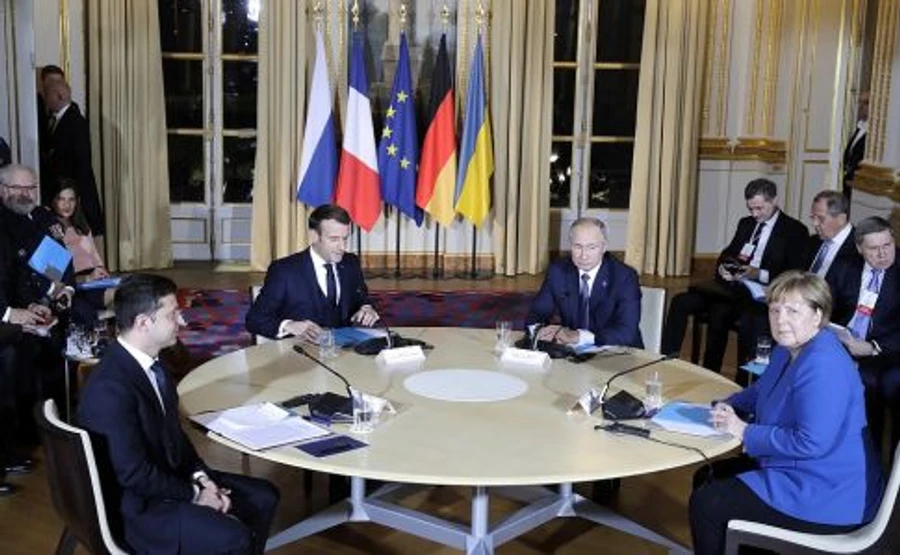 У Зеленского говорят, что переговоры четверки продлятся еще несколько часов