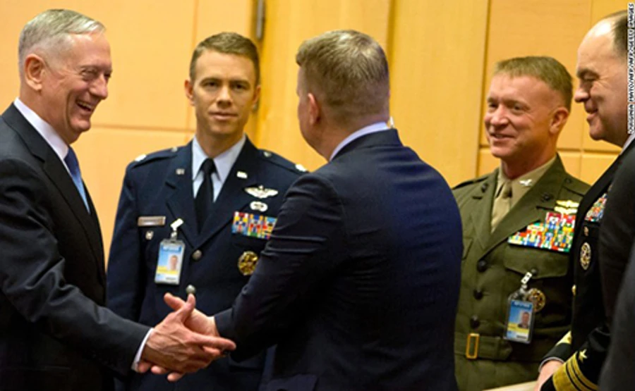 Мэттис заявил о необходимости говорить с РФ с позиции силы