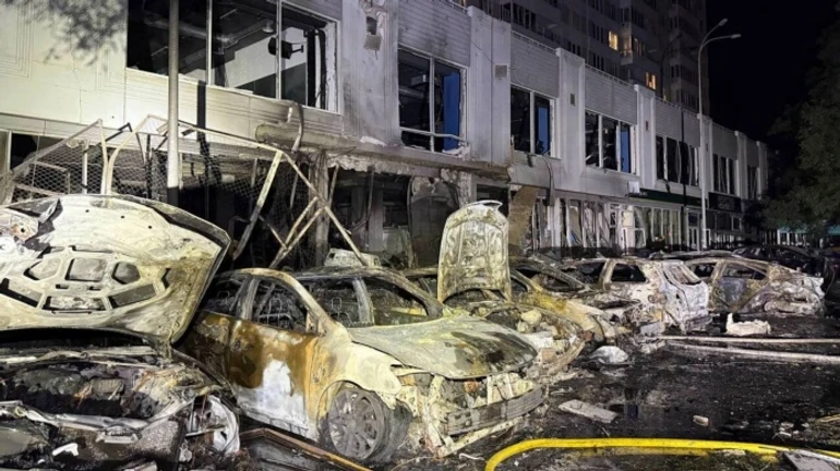 Ночная атака на Одессу: в городе бушевали пожары, в домах вылетели окна