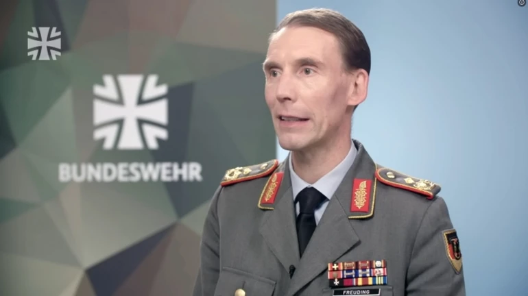 Russians plan to launch 2,000 drones on Ukraine simultaneously, German general says