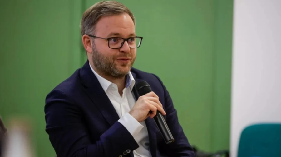 Советник Орбана заявил, что венгры не просили Украину воевать с Россией