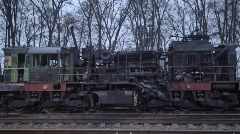 РФ вдарила по залізниці на Чернігівщині та інфраструктурі на півдні: є поранені