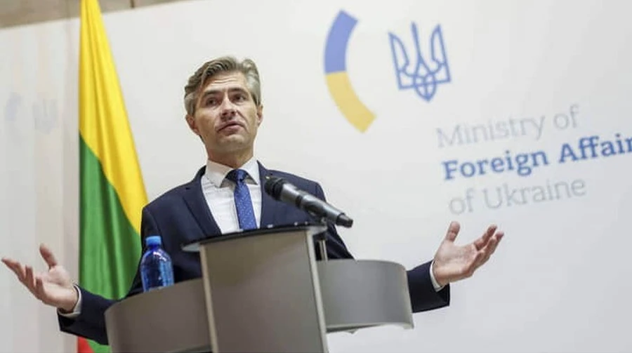 У Литві не виключають, що РФ могла цілитися по їхньому посольству в Києві