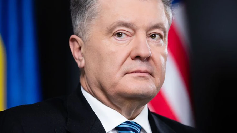 Прокурор відкликав клопотання про арешт у справі Порошенка, ДБР заперечує, що мова про експрезидента