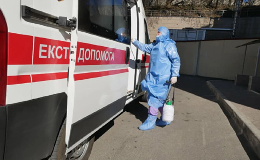 Коронавирус: за сутки в Украине заболели 9 детей и 32 медработника