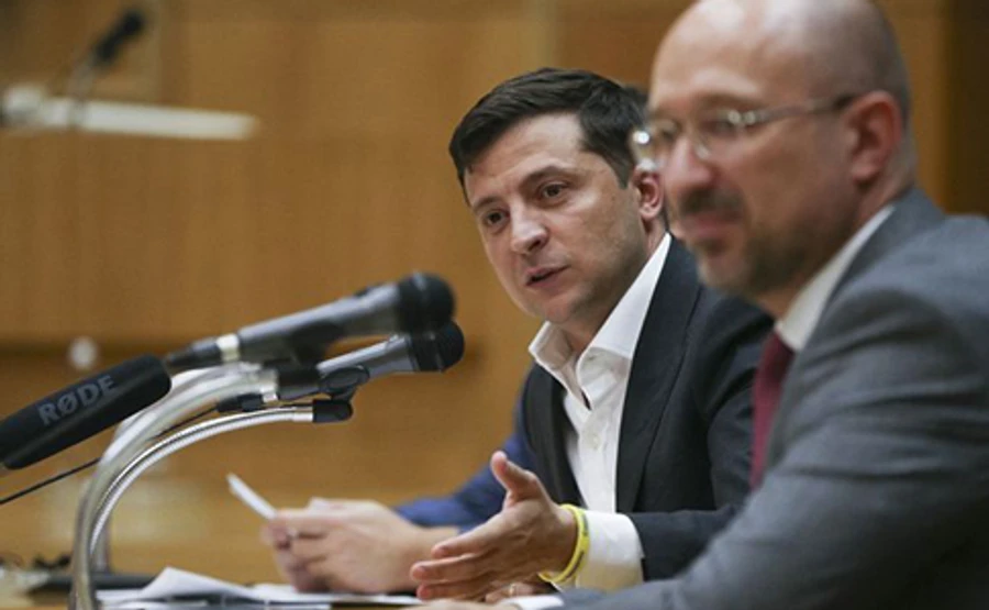 Зеленський про роботу Шмигаля на Ахметова: Олігархи наймають найкращих