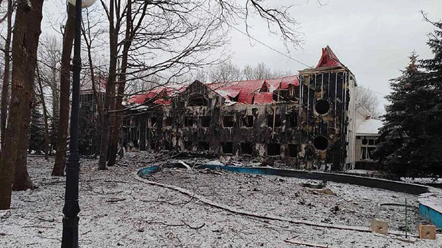 Russians strike children's camp in Kharkiv at night – photo