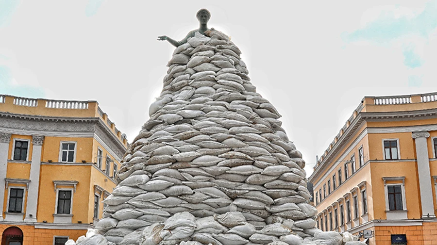 Explosion heard when air-raid warning in place in Odesa 