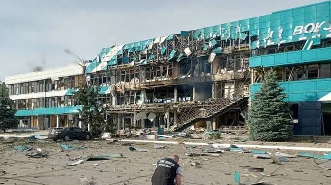 Aftermath of Russian attack on Odesa Oblast: Russian forces damage marine terminal and Danube Shipping company building