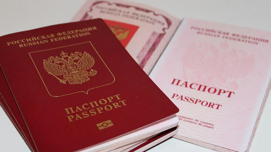 Russians forcing Ukrainians to obtain Russian passports in occupied Kherson Oblast – General Staff