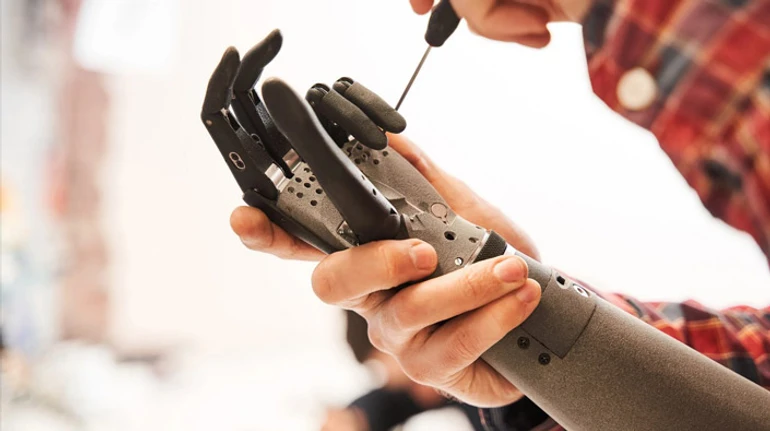 Апгрейд тіла. Як сучасні технології допомагають українським військовим відновлюватись