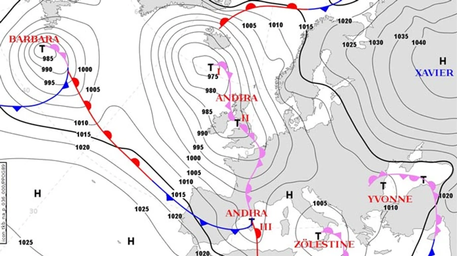В Україну наближається циклон Yvonne: можливий навіть льодяний дощ  