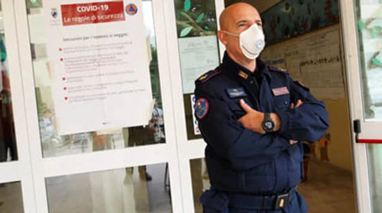 Праздник популизма: что принесли Италии первые коронавирусные выборы