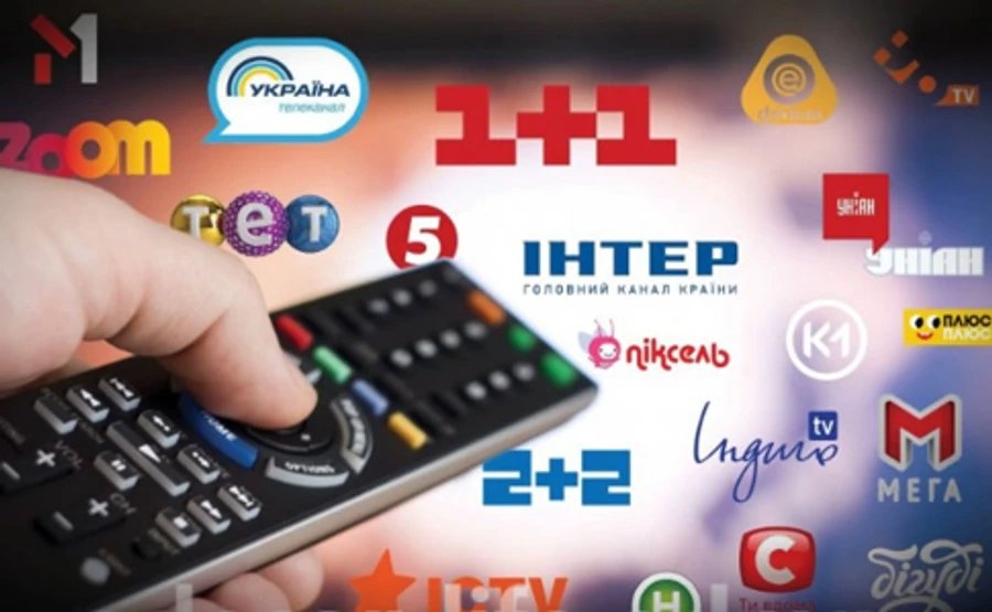 У Зеленського придумали, як розкодувати українські канали на супутнику