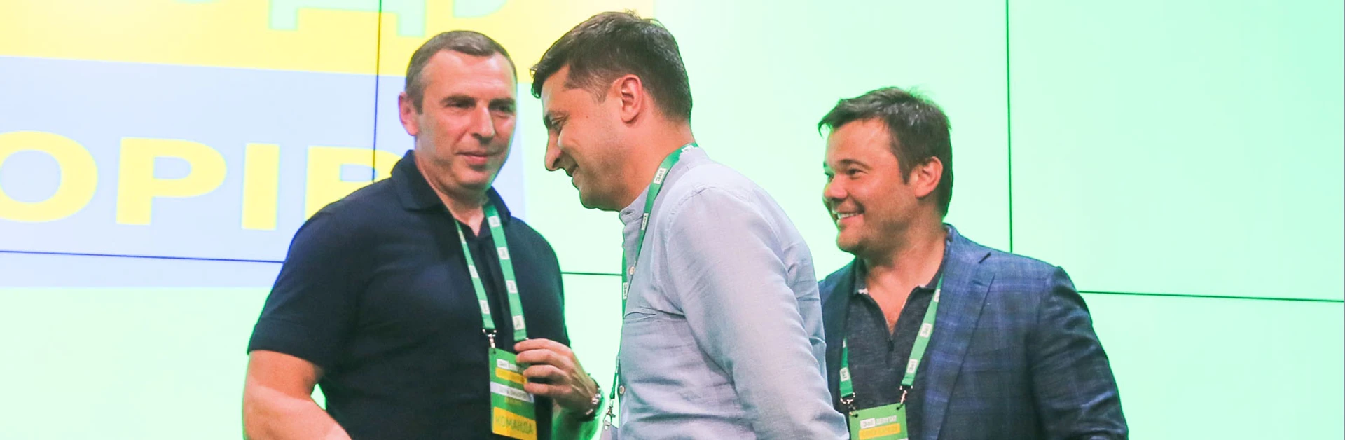 Нова Рада стала. Як депутати ділять місця в парламенті