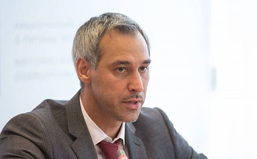 У Зеленского хотят внеочередного заседания Рады до выборов