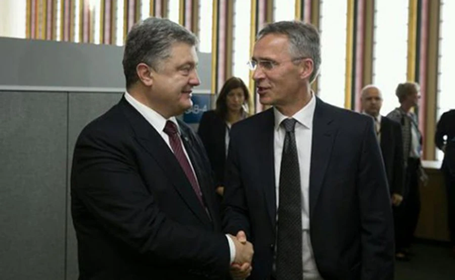 Після саміту в Берліні, Порошенко зустрінеться з лідерами ЄС і НАТО в Брюсселі