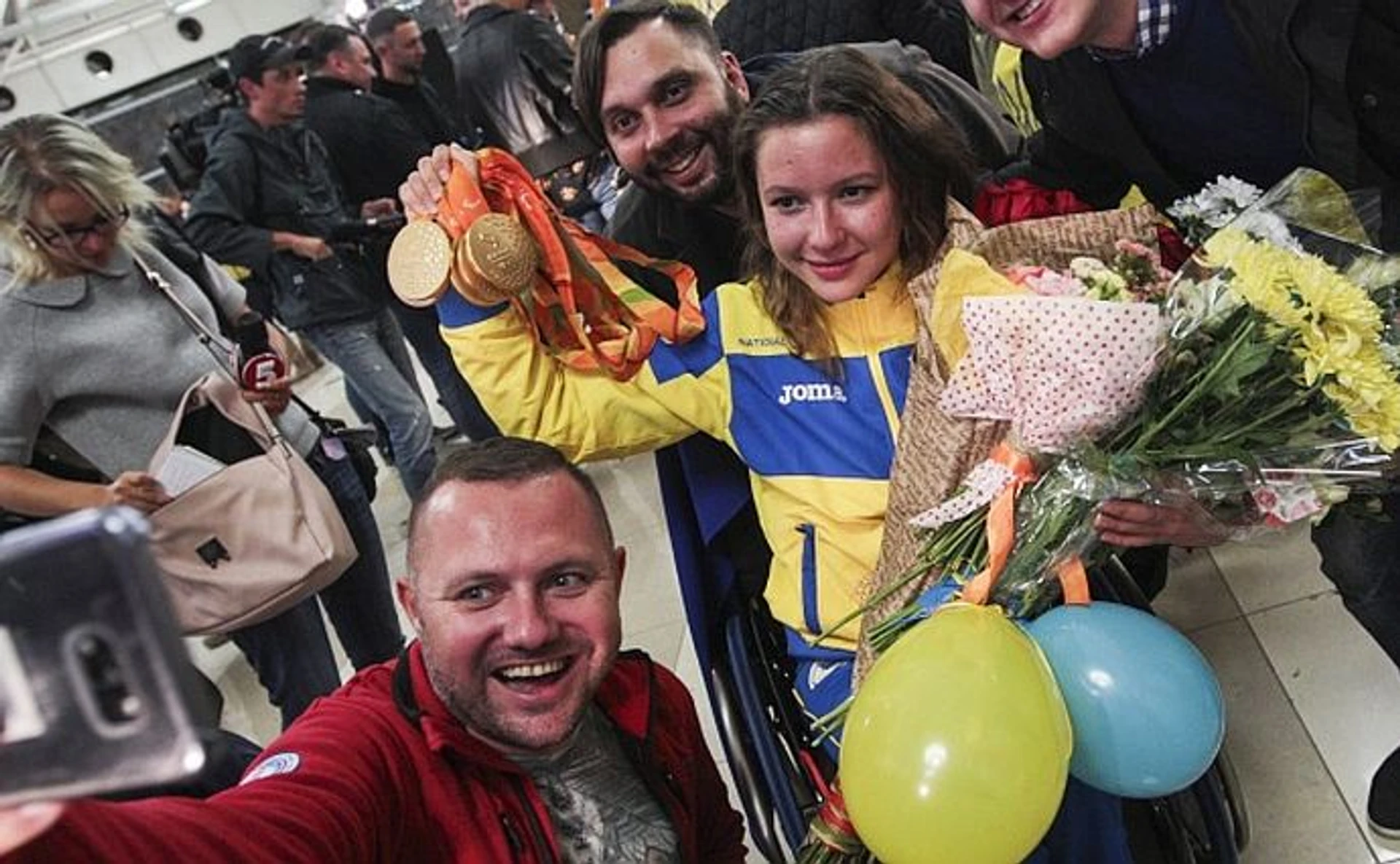 Як українці зустрічали паралімпійську збірну