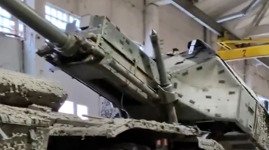 UK posts footage of its military repair workshops in Ukraine for first time