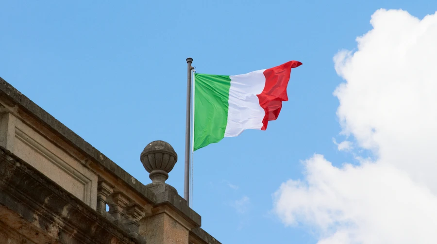 У штаб італійських миротворців у Лівані влучила ракета