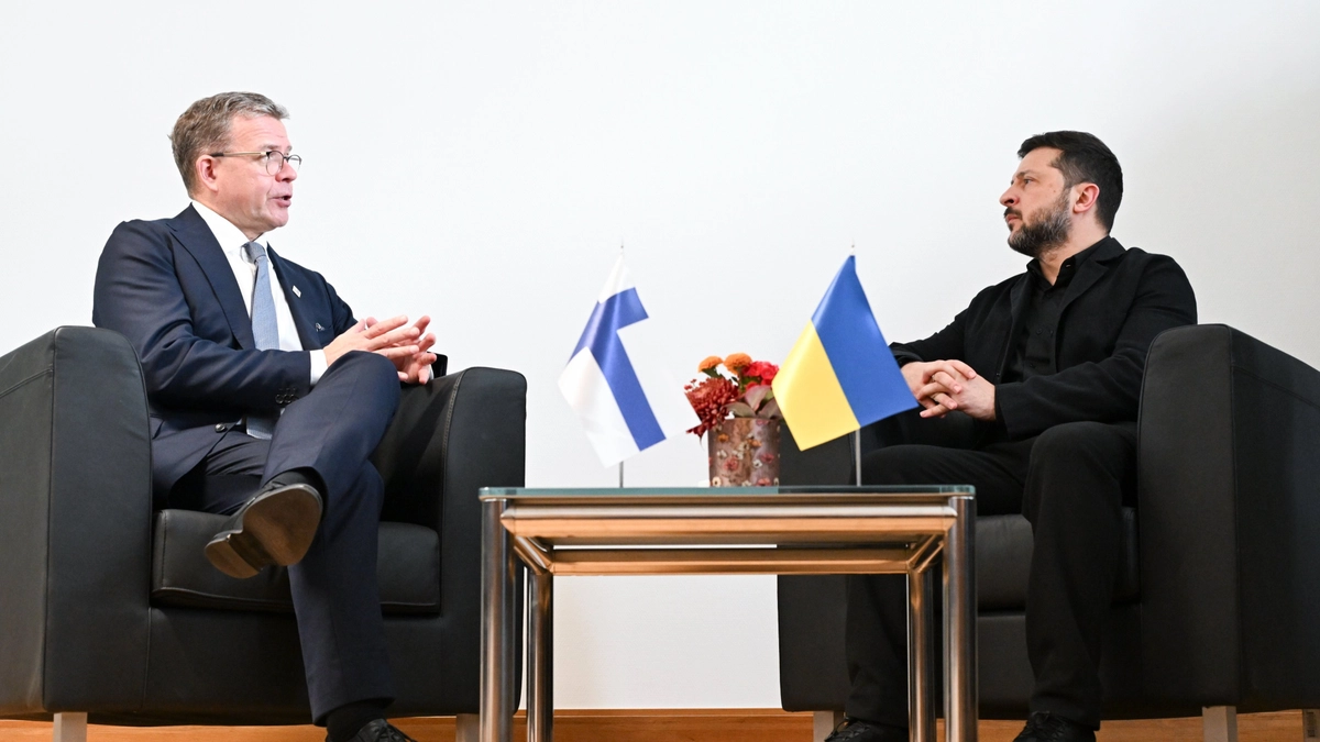 Zelenskyy and Finnish PM discuss Russian strikes and Ukraine's need for shelters