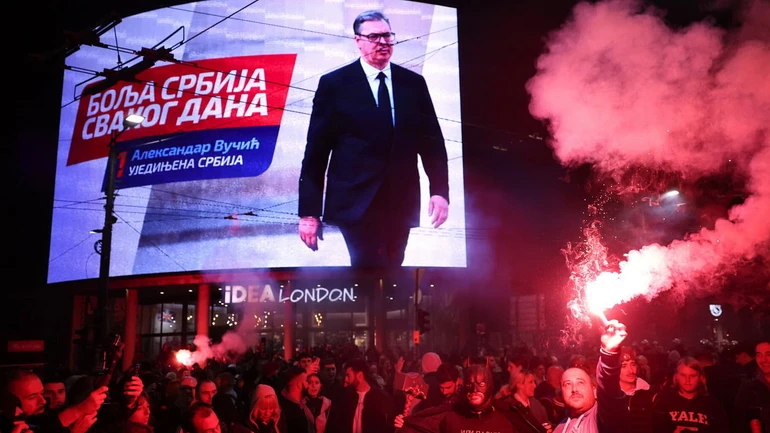 Сербія скинула Вучича. Чи розвернеться влада від Росії до Євросоюзу та чого чекати Україні