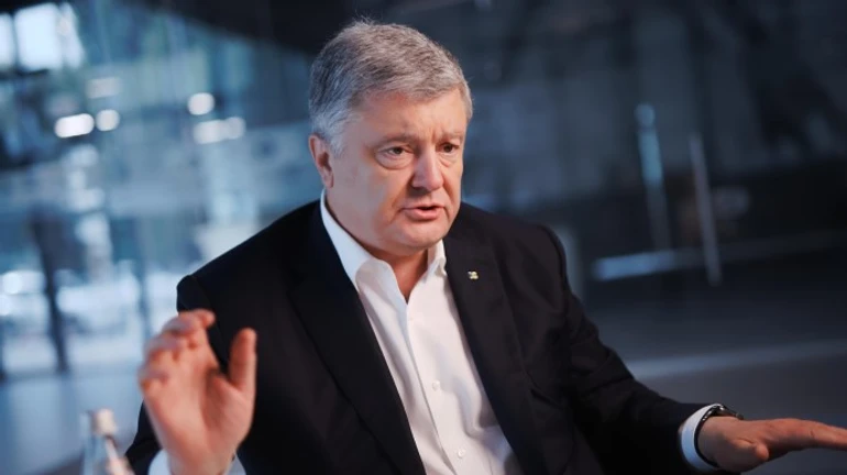 Порошенко заявив, що зараз не час для хайпу, ігрищ і виборів