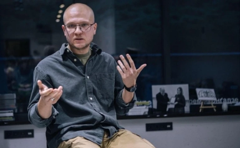 Олександр Михед: Мені приємно уявляти Росію як територію від 30 до 70 окремих боліт, які гризуться між собою