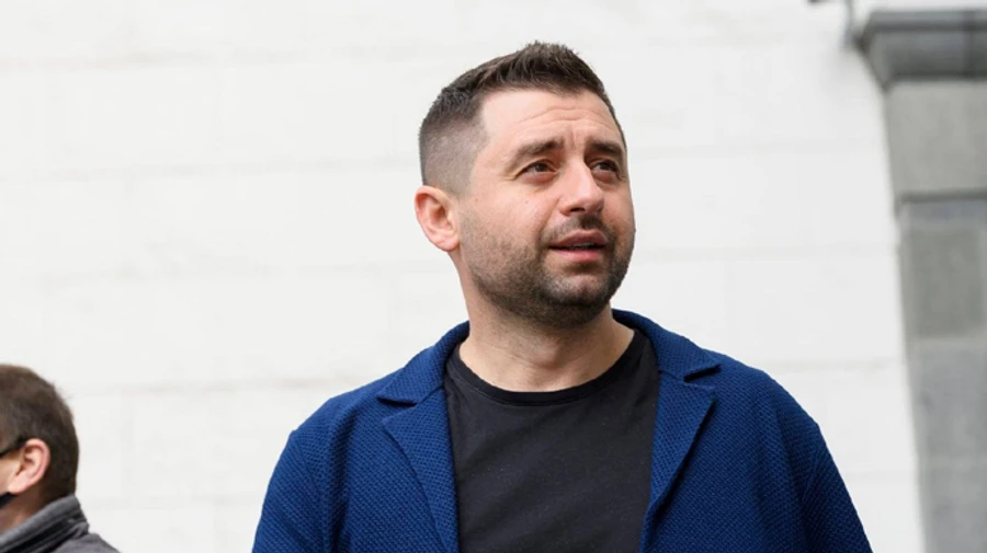 Арахамия: От России можно ожидать чего угодно, но причин для паники нет 