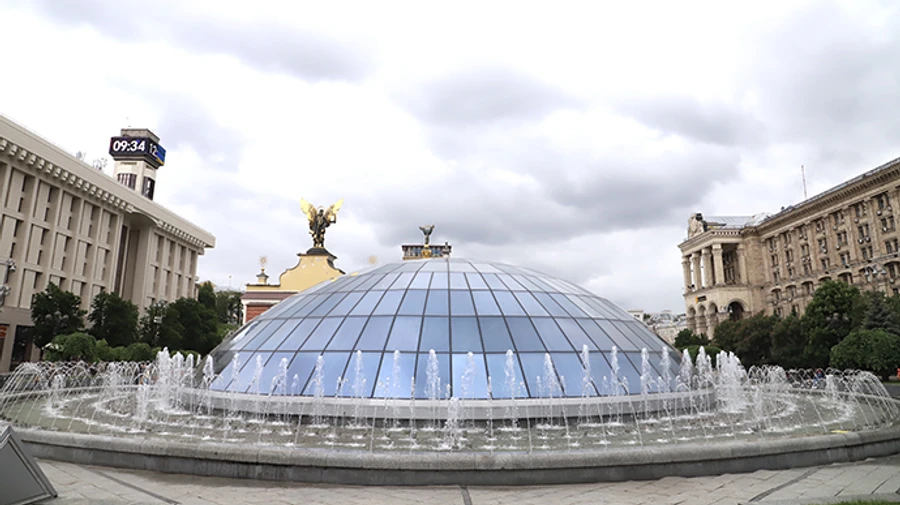 В Киеве заработали фонтаны