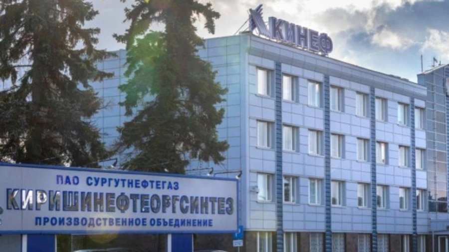 Дроны ГУР атаковали нефтеперерабатывающий комплекс в Ленинградской области РФ – источник