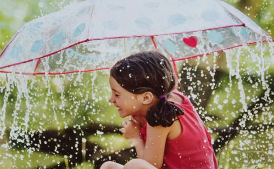 Погода в Україні стане більш спекотною, але з дощами