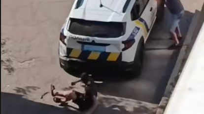 У Кам’янському на Дніпропетровщині поліцейське авто розчавило чоловіка