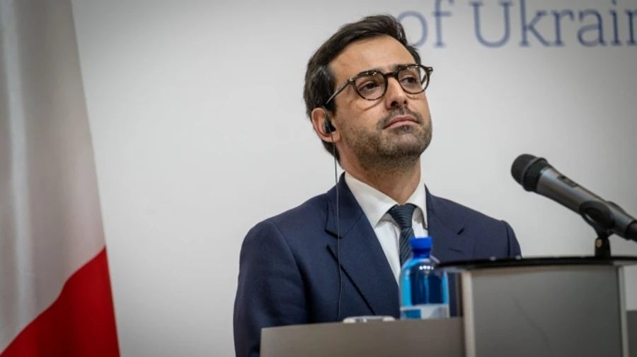 It is no longer in our interest to talk to Russian officials – French foreign minister