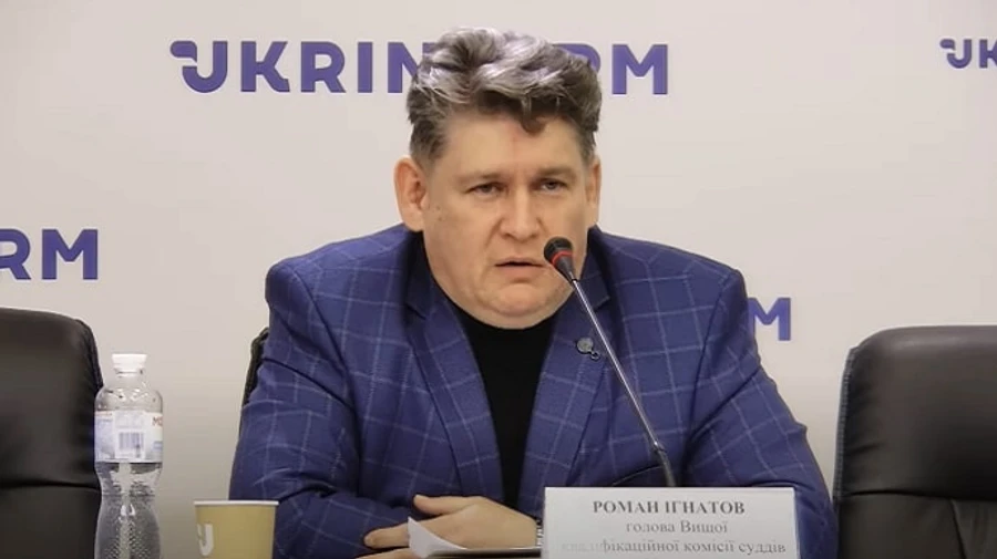 Голова ВККС заперечує наявність в нього паспорта РФ і заявляє про тиск