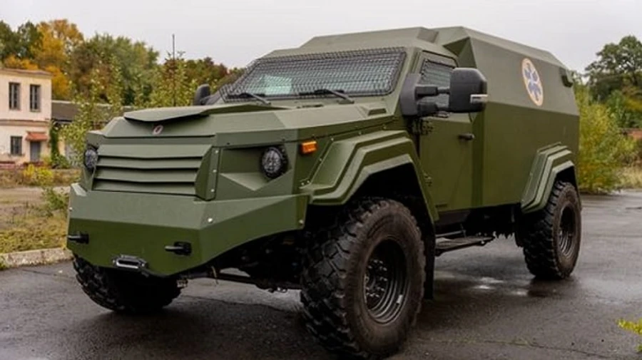 First armoured ambulance purchased for soldiers through United24 initiative arrives in Ukraine