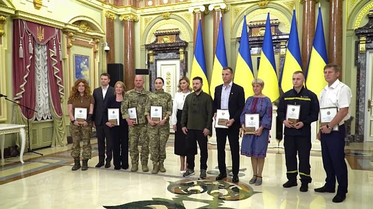Зеленский вручил награды легендам Украины