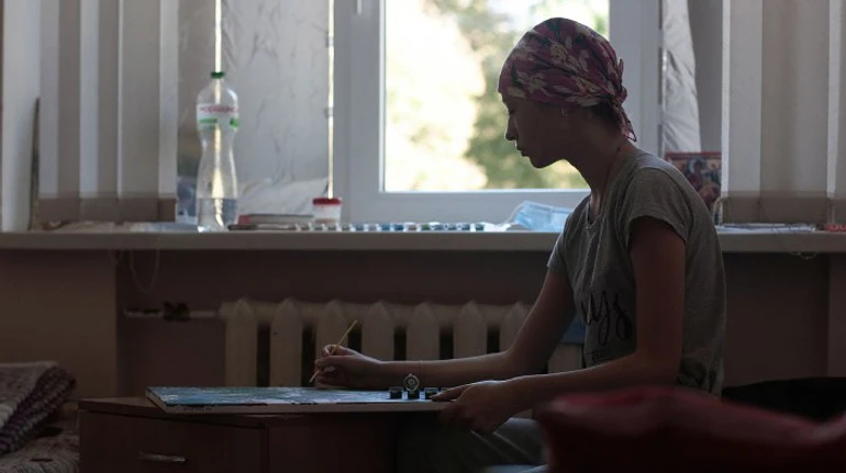 Вивезли із шостої спроби: як волонтери зберегли життя 15 маленьких онкопацієнтів чернігівської лікарні