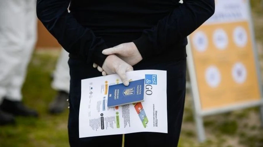 І цифровий, і паперовий, і внутрішній: влада анонсує різні COVID-сертифікати