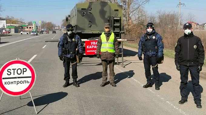 На Прикарпатье из-за вспышки COVID-19 разворачивают блокпосты