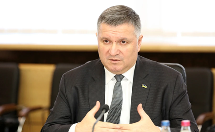 Аваков назвал кандидатов с самой грязной кампанией