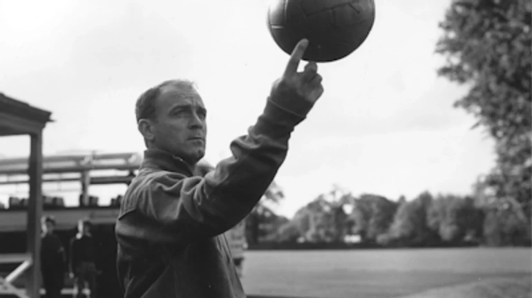 Художник-терорист і ніякого викупу: як комуністи викрадали найкращого футболіста світу