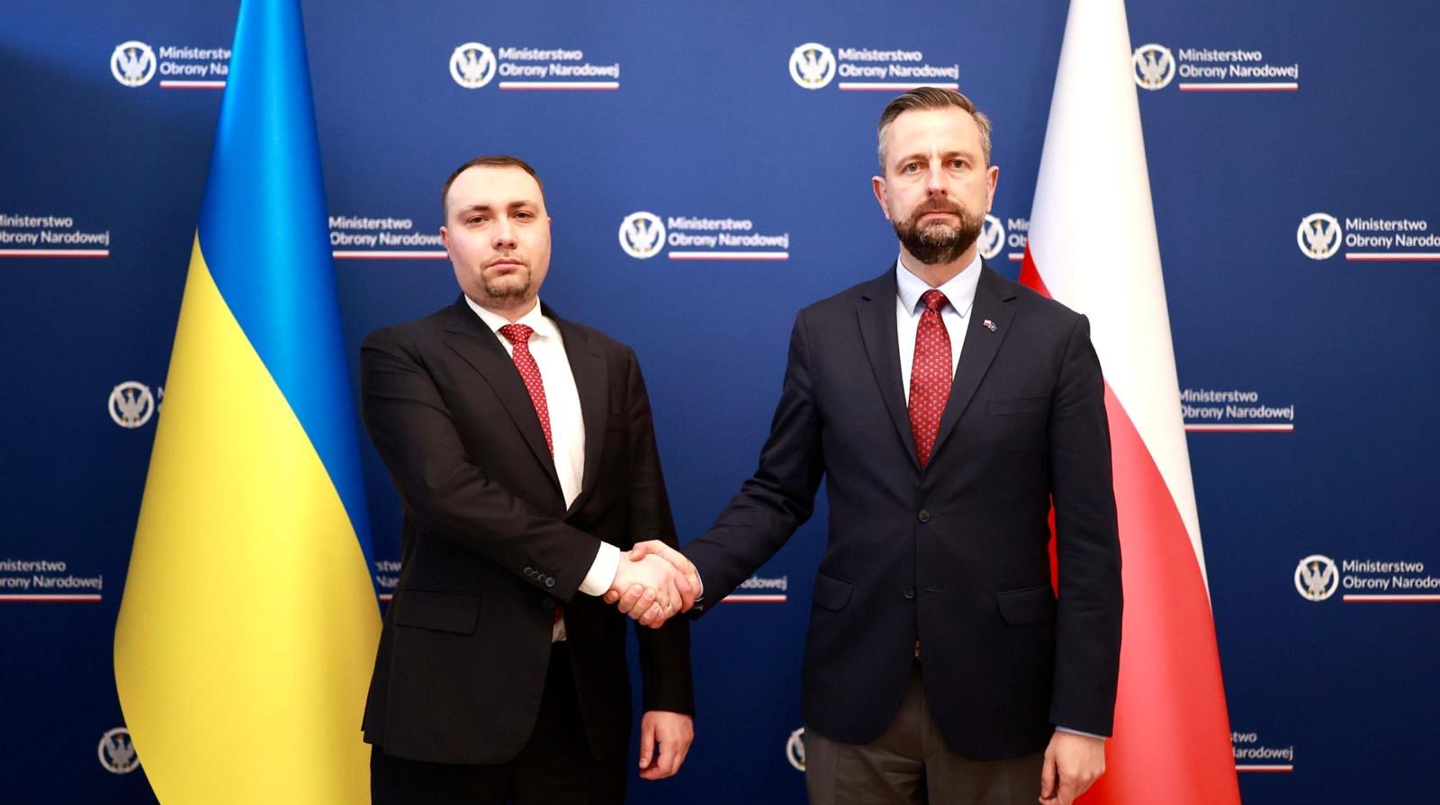 Polish defence minister meets head of Zelenskyy's office over name of Ukrainian military unit: "There are lines that must not be crossed"